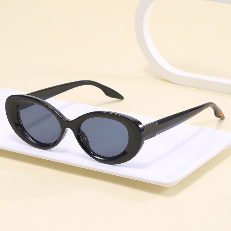 Women's elegant retro sunglasses with UV protection Bowlift