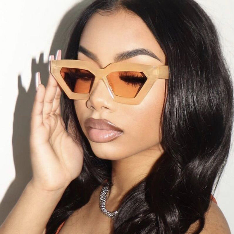 Ladies eye-catching sunglasses in unique hexagon design Bowlift