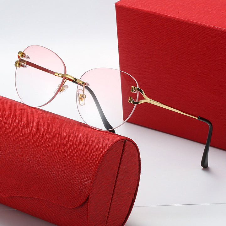 Ladies elegant Cat-Eye sunglasses with gold accents and UV protection Bowlift