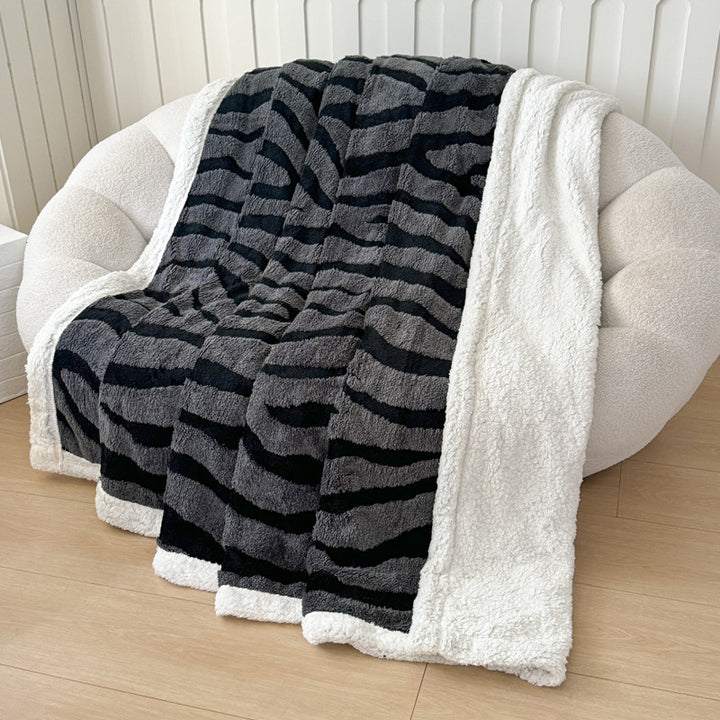 Women’s Snuggle Blanket Bowlift