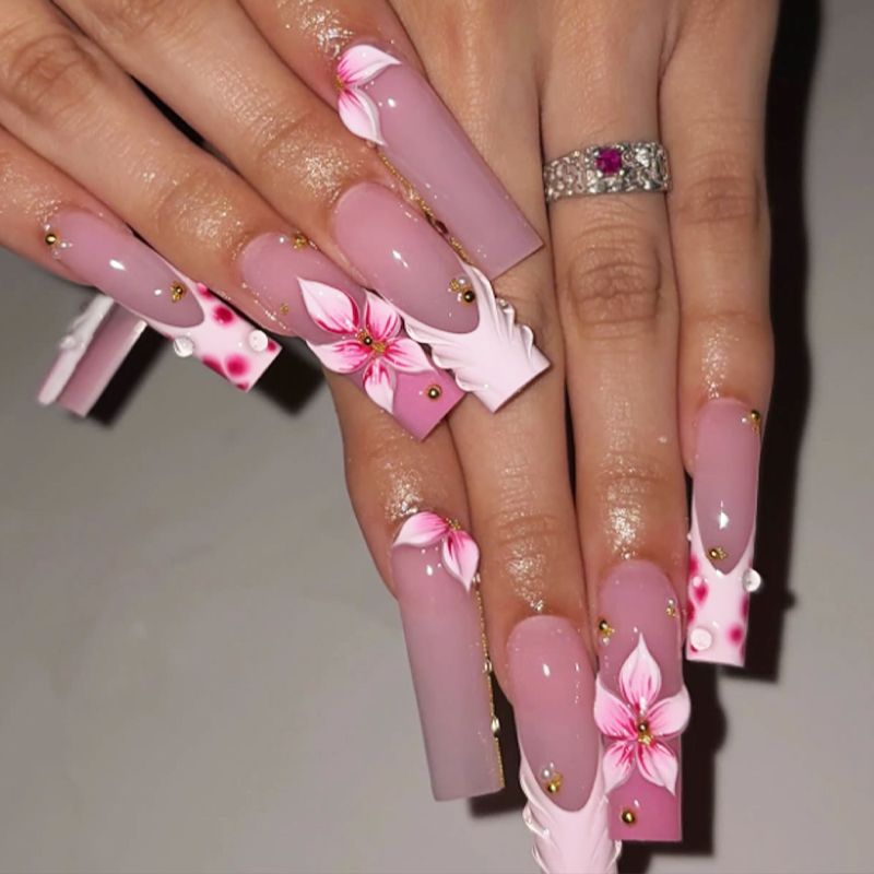 Artisan Decorative Nail Tips Bowlift