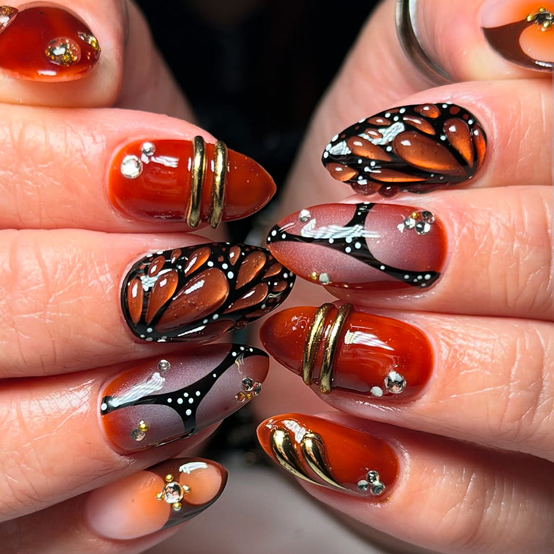 Artificial Nails with Luxurious Decorations Bowlift