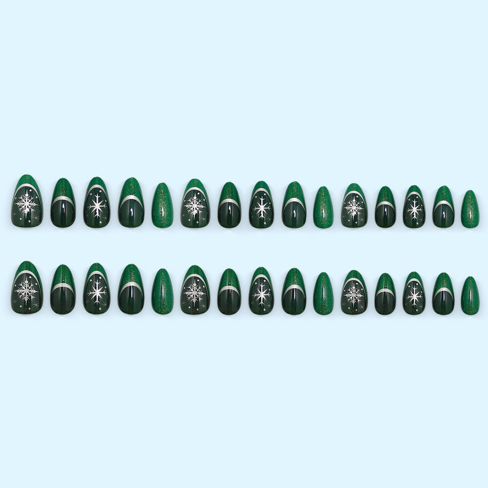 High-quality artificial nails in winter design Bowlift