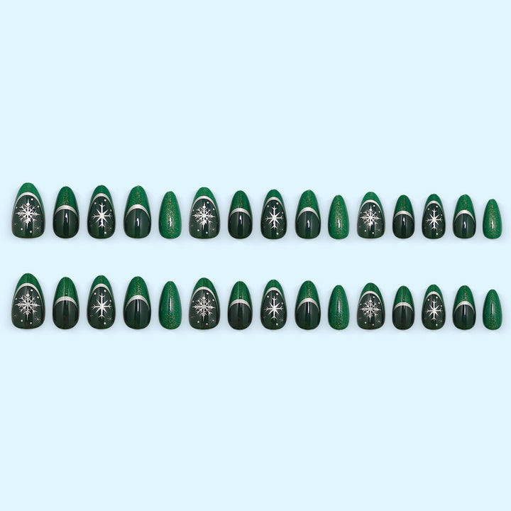 High-quality artificial nails in winter design Bowlift