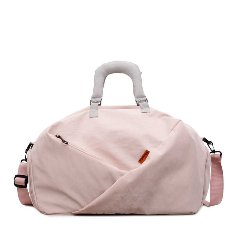 Sporty Travel Bag With Innovative Design Bowlift