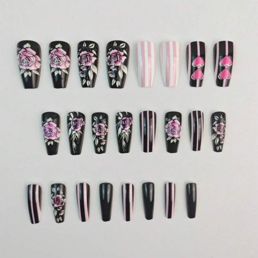 Artificial nail set with romantic rose and heart designs Bowlift