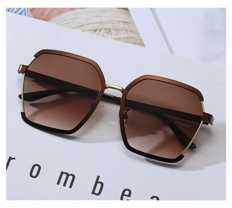 Women statement sunglasses Bowlift