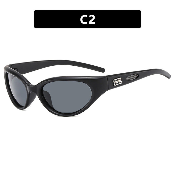 Ladies extravagant sunglasses with curved design Bowlift