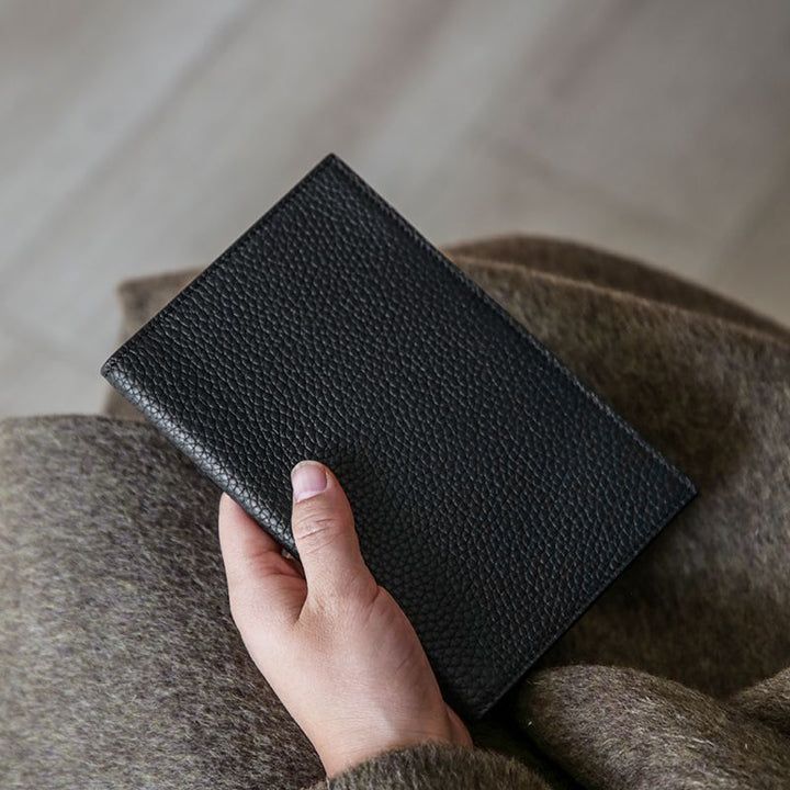 Premium Textured Leather Passport Holder Bowlift