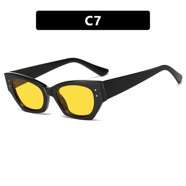 Women's trendy Cat-Eye sunglasses with elegant plastic frame Bowlift