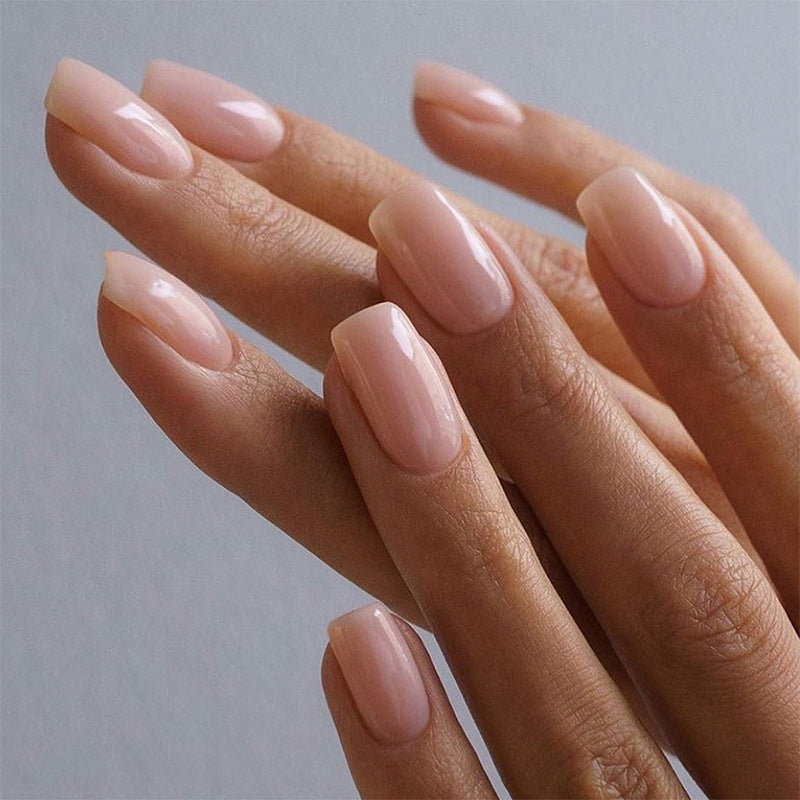 Acrylic nail set with natural finish and luxurious shine Bowlift