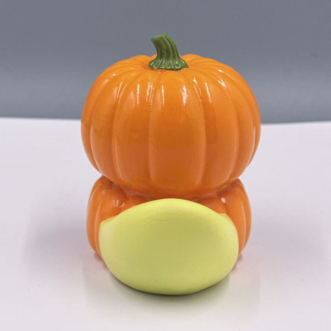 Funny rubber duck with berry pot cut Bowlift