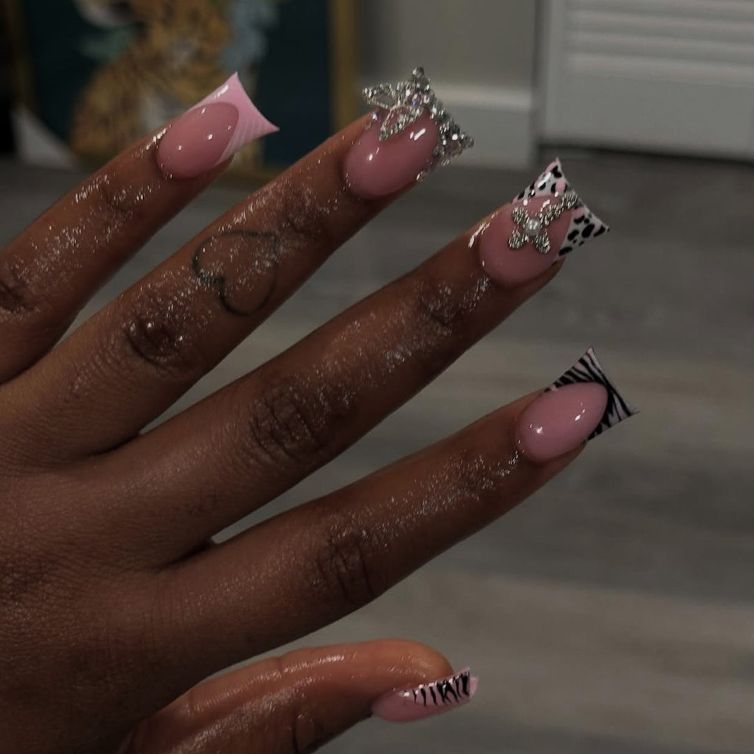 Glamorous Designer Nail Wraps Bowlift