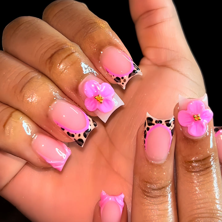 Artistic 3D Decorative Press-On Nail Art Bowlift