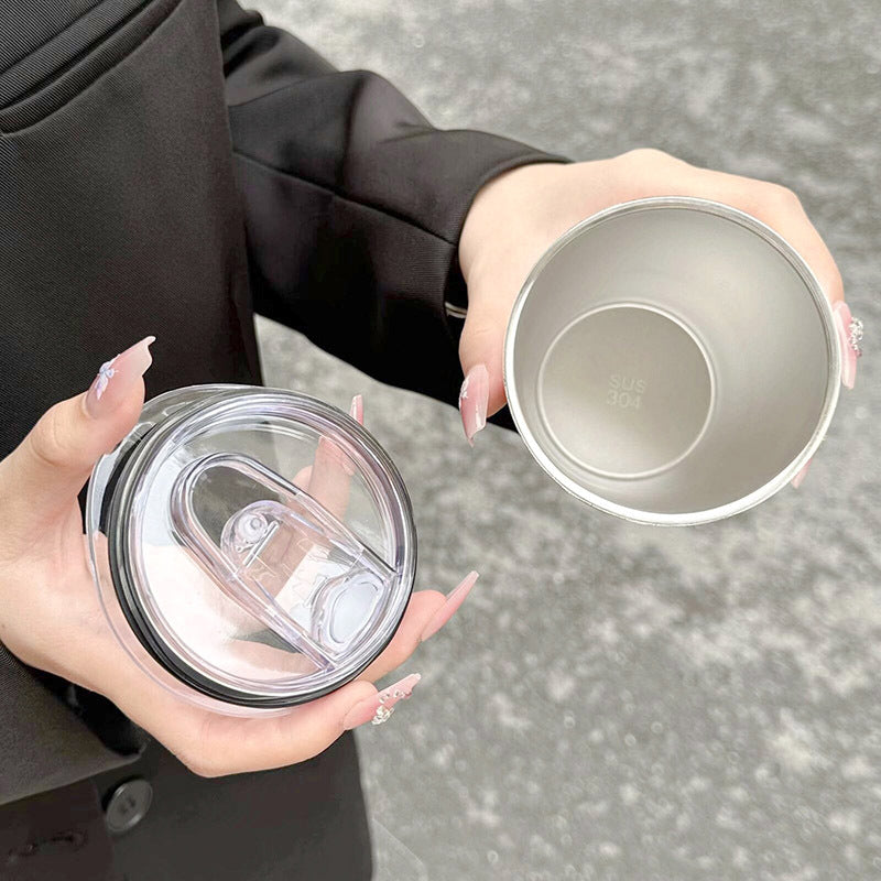 Women’s insulated cup with innovative press closure Bowlift