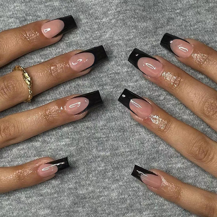 Elegant as well as fashionable stiletto nails Bowlift