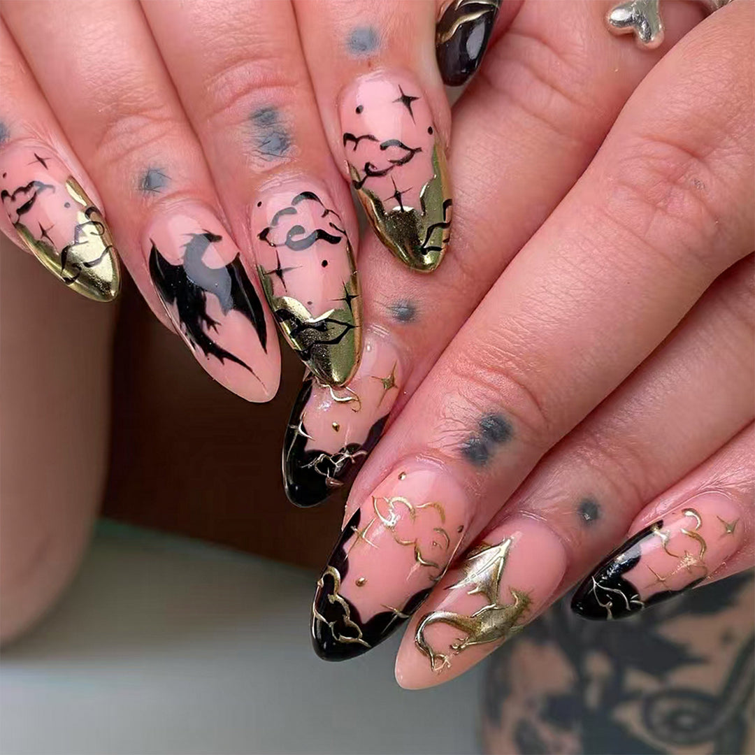 Elegant Artificial Fingernails with Gothic Motifs Bowlift