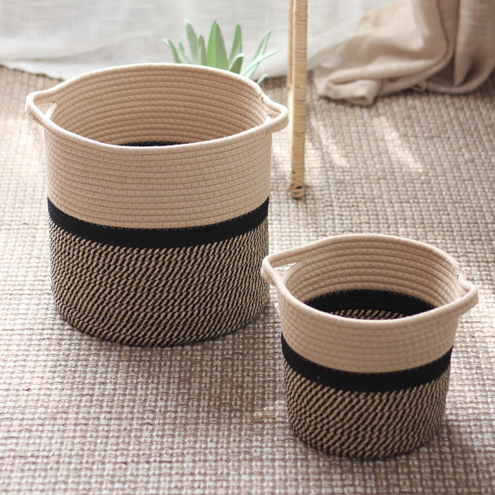 Decorative laundry basket made of woven material Bowlift