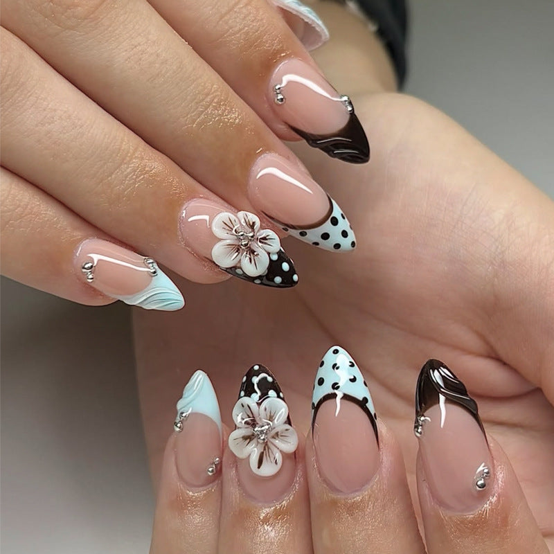 Decorative Press-On Nail Art Set Bowlift