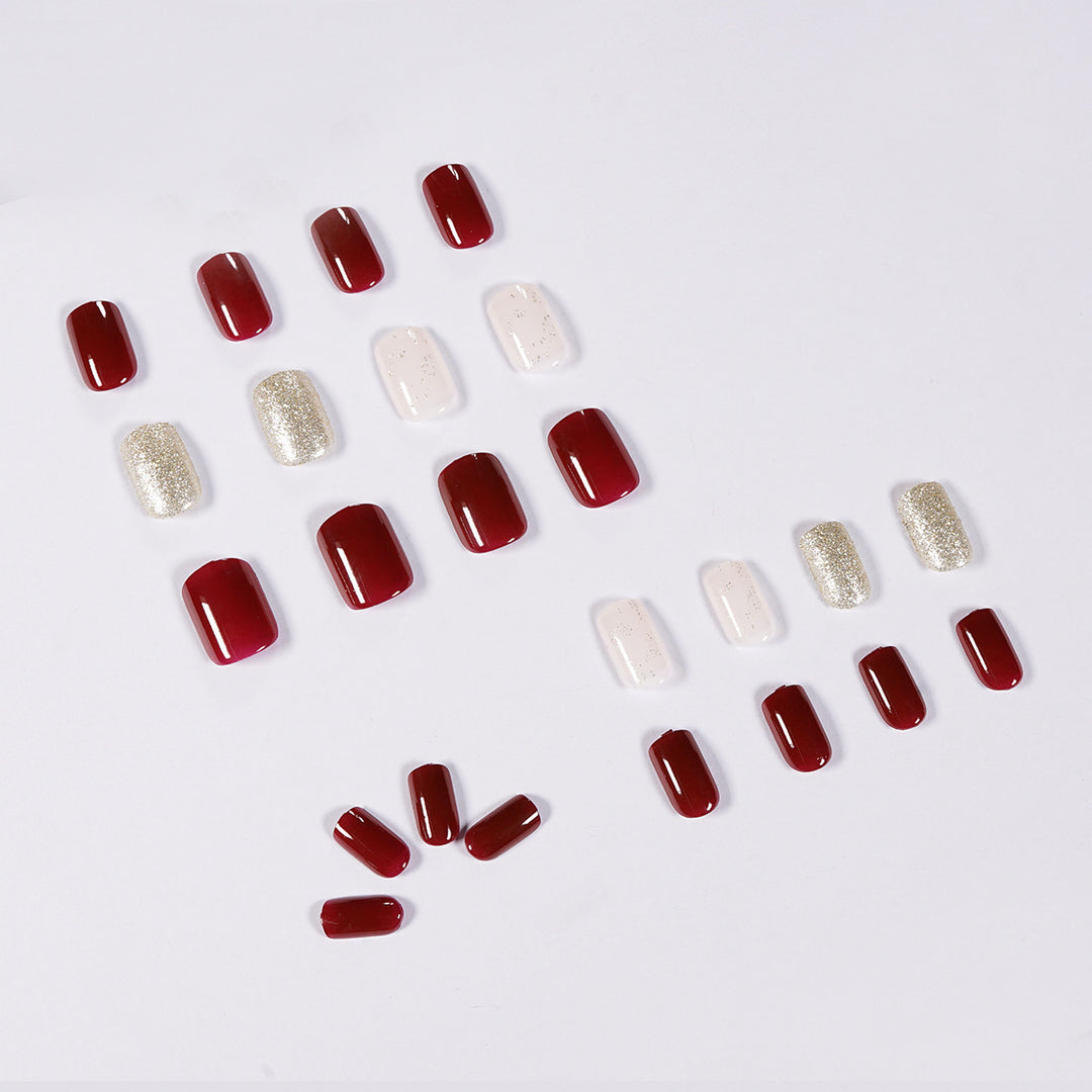 Elegant and luxurious nail art Bowlift