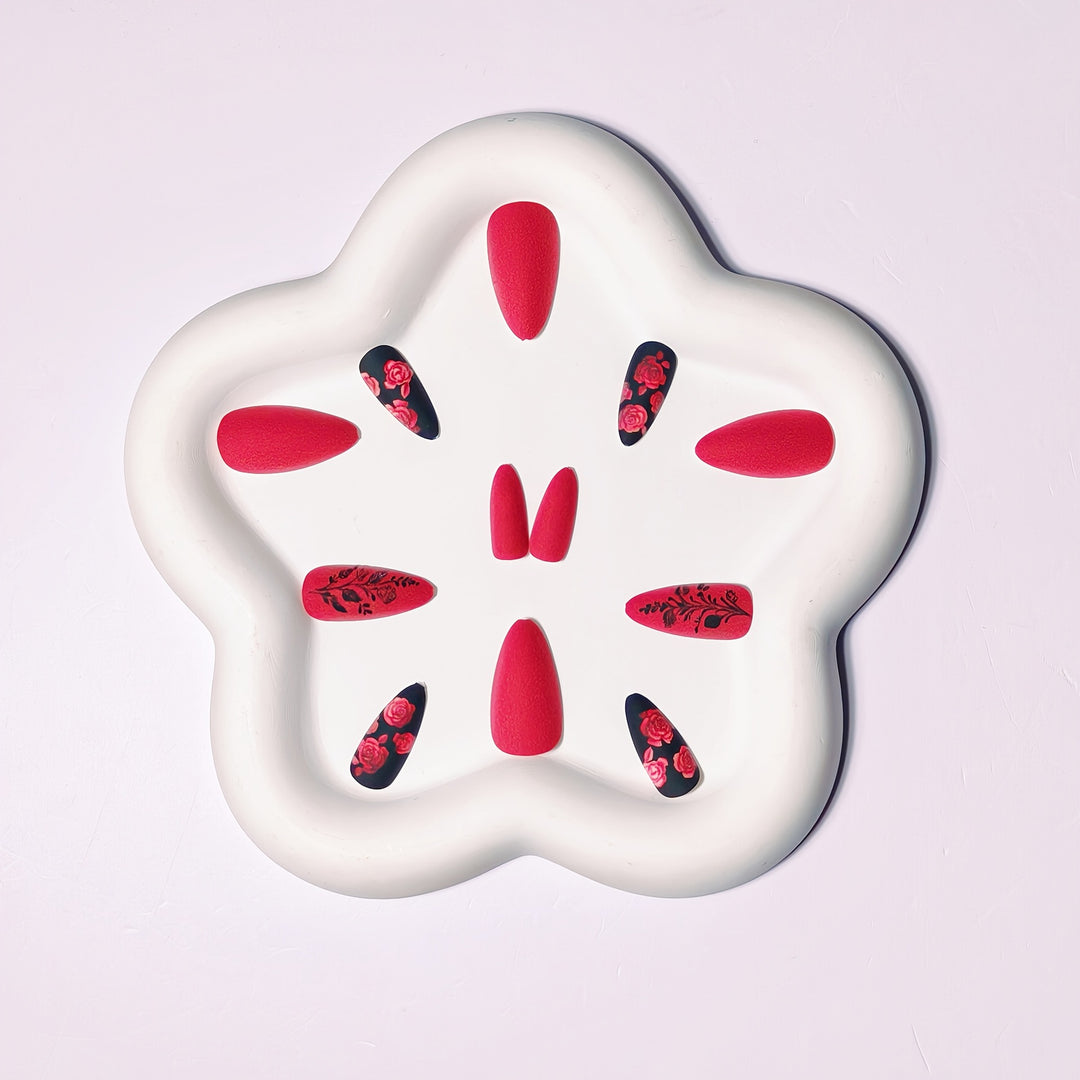 Detailed Floral Nail Art Bowlift