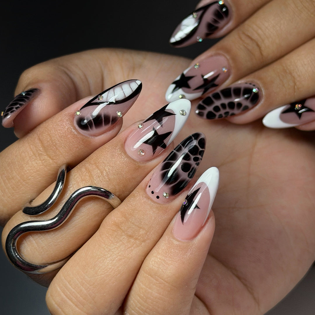 Artistic Nail Art Set with Unique Patterns Bowlift