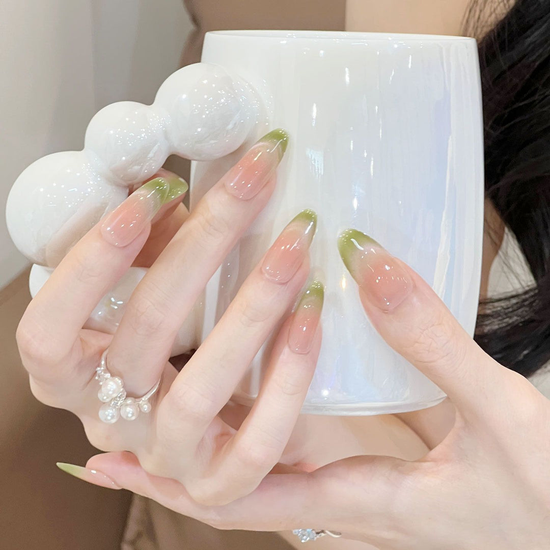 Elegantly Curved Ombre Press-On Nail Set Bowlift