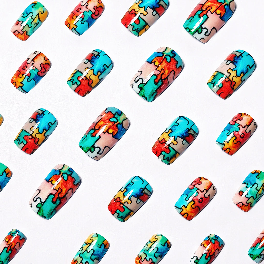 Art nails with creative puzzle pattern Bowlift