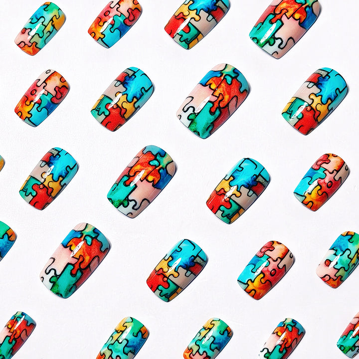 Art nails with creative puzzle pattern Bowlift