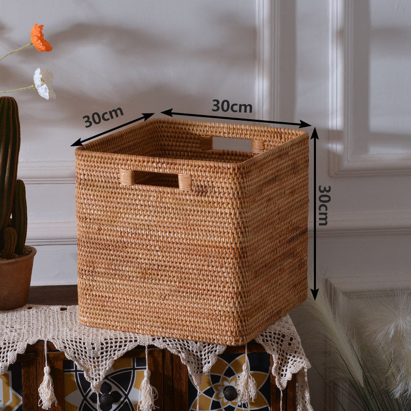Women rectangular storage basket made of natural material Bowlift