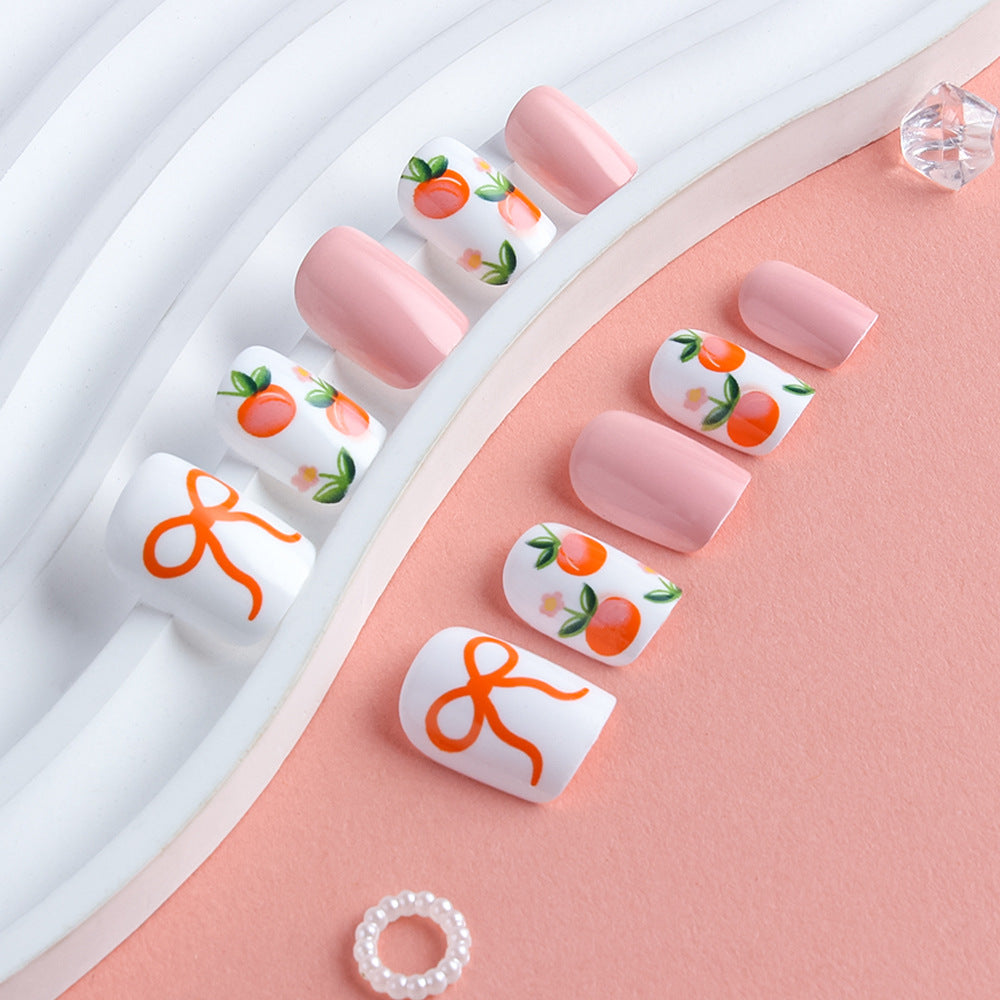 Artistic Themed Press-On Nail Set Bowlift