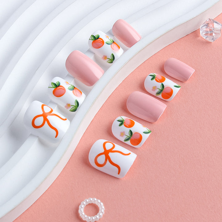 Artistic Themed Press-On Nail Set Bowlift