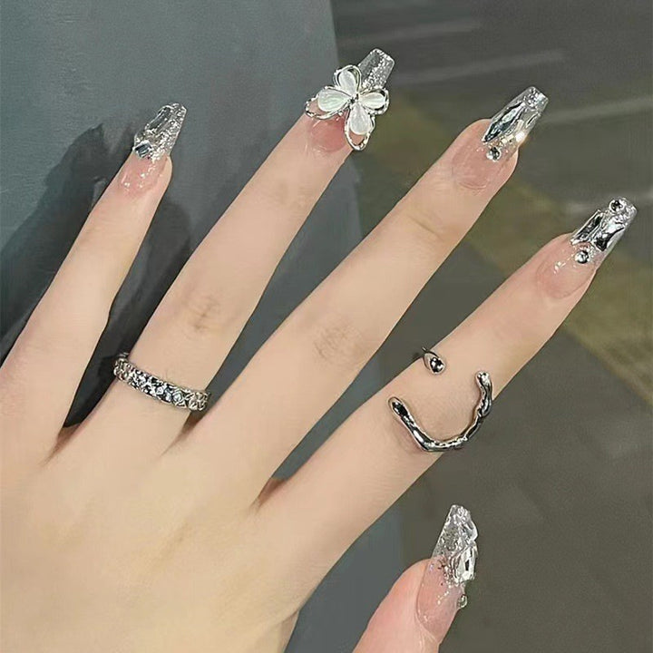 Glamorous Press-On Nail Set with Floral and Glitter Accents Bowlift