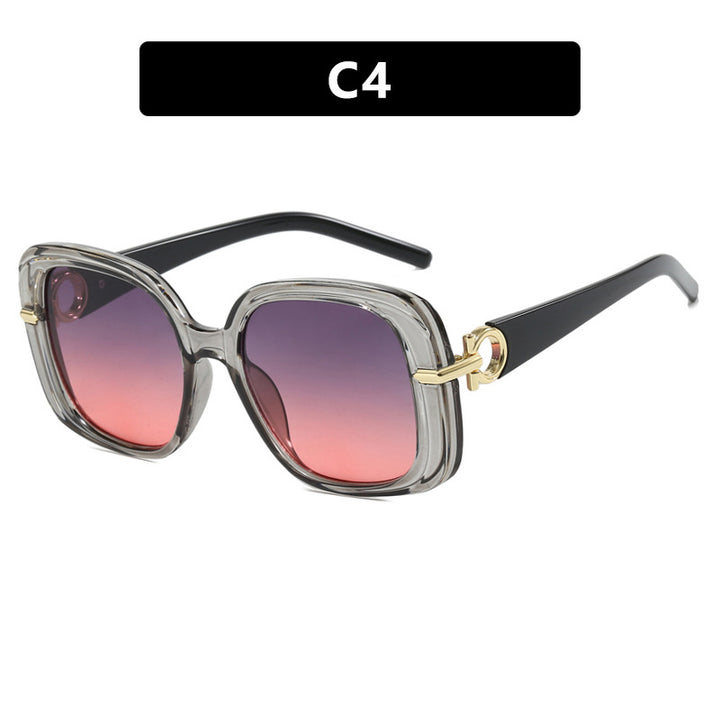 Women's square sunglasses with luxurious metal accent Bowlift