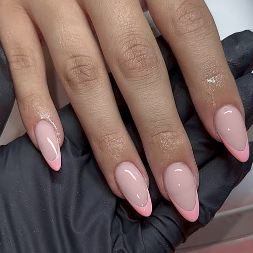 Stylish Almond-Shaped Press-On Nails Bowlift