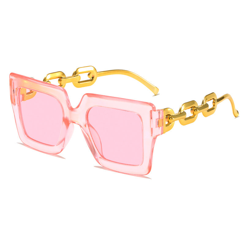 Women's fashionable sunglasses with unique rectangular frame and chain details Bowlift