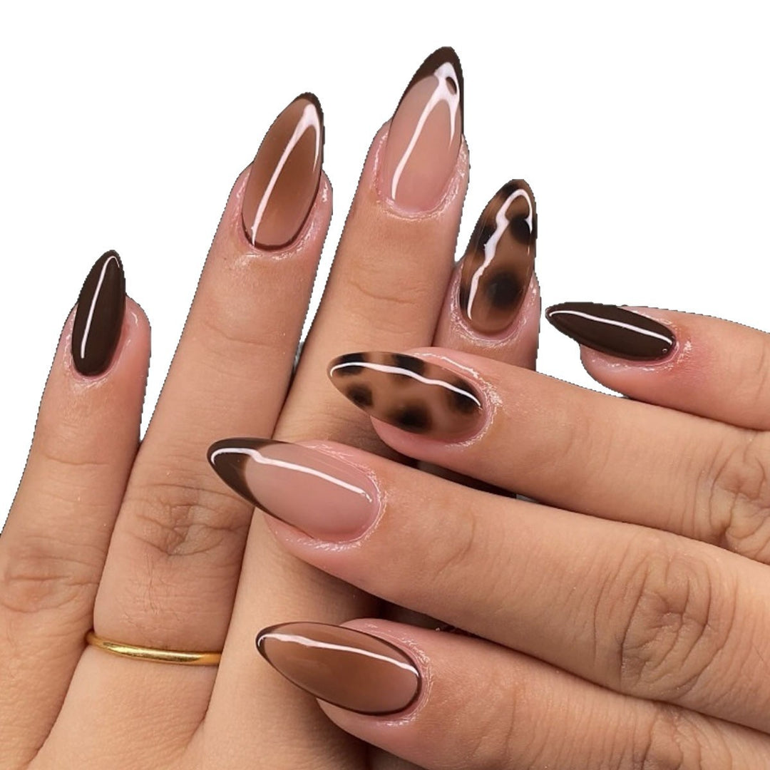 Elegant Artificial Nails in Fashionable Mink Brown Color Bowlift