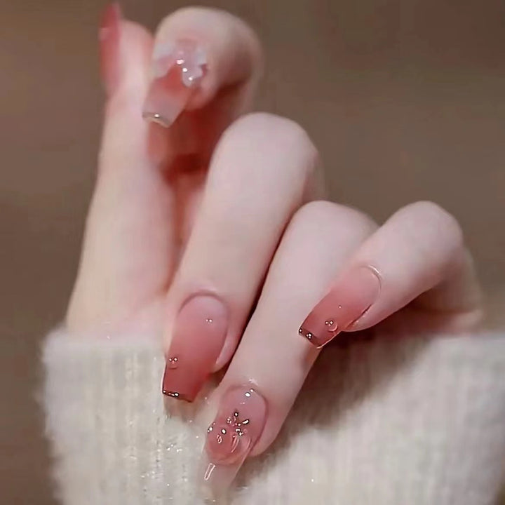 Trendy Artificial Nails with Flower and Glitter Elements Bowlift