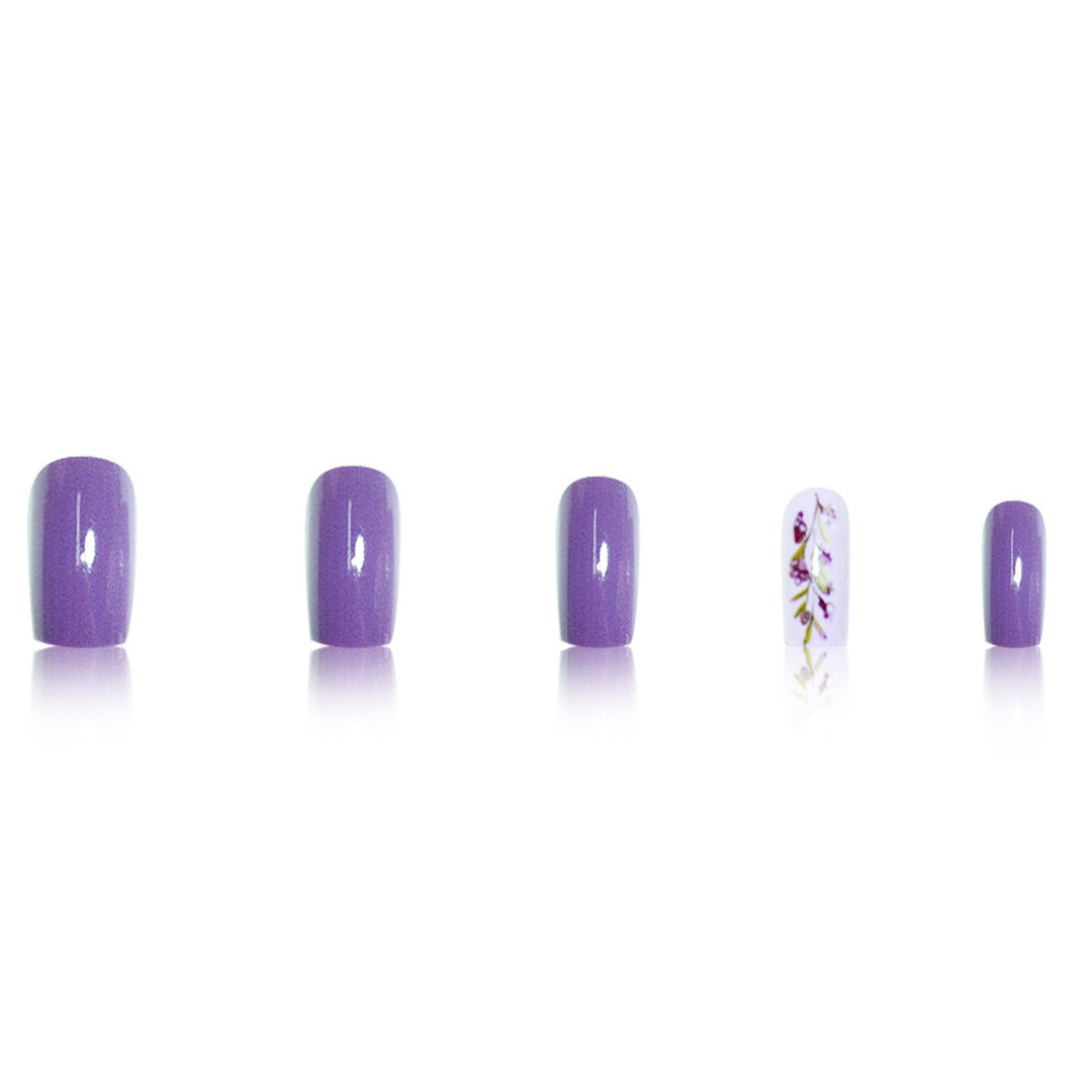 Floral Nail Art Press-On Extensions Bowlift