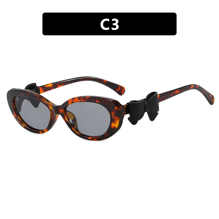 Women's fashionable sunglasses with playful bow design Bowlift