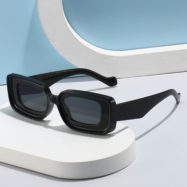 Women’s fashionable sunglasses Bowlift