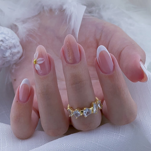 Artistic Floral Press-On Nails Set with Elegant Detailing Bowlift