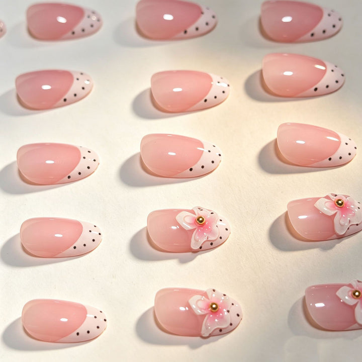 Floral Detailing Press-On Nail Art Bowlift