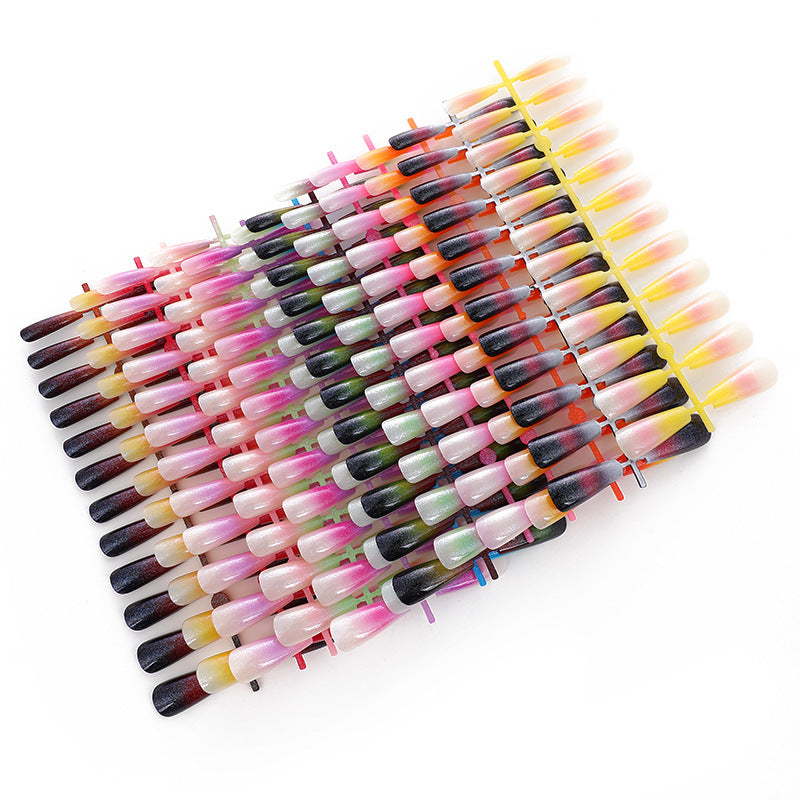 Glamorous artificial nails with gradient Bowlift