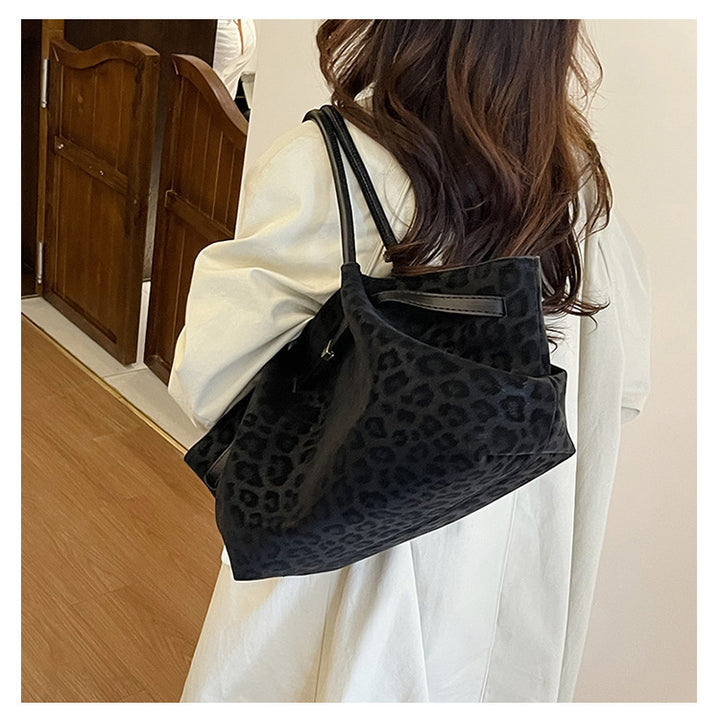 Chic Patterned Tote Bag Bowlift