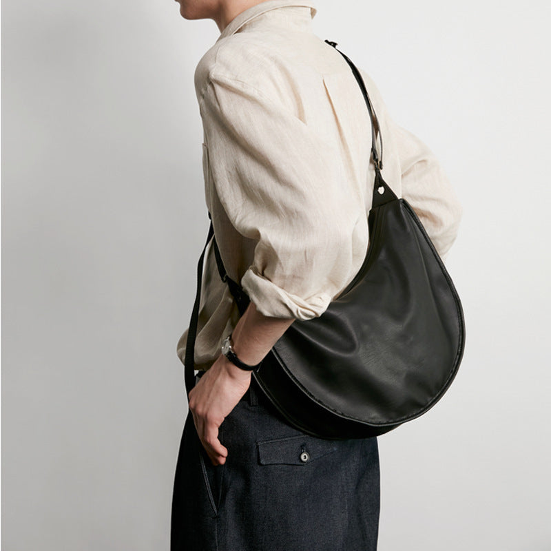 Elegant Shoulder Bag In Curved Shape Bowlift