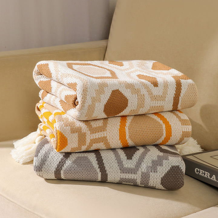 Decorative Geometric Throw Blanket