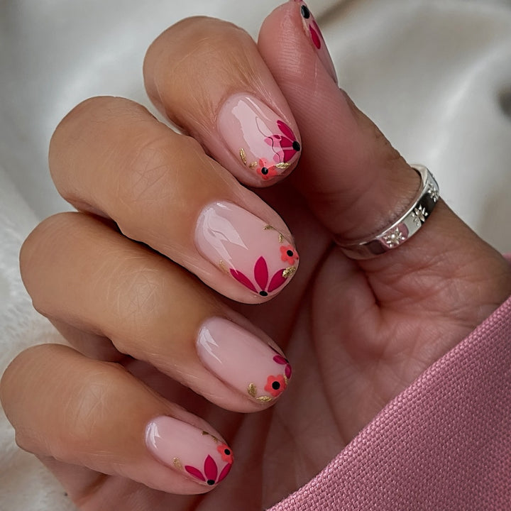 Floral Embellished Nail Art Extensions Bowlift