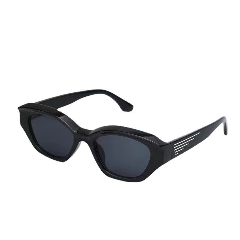 Women's designer sunglasses with distinctive polygonal frame and UV protection Bowlift