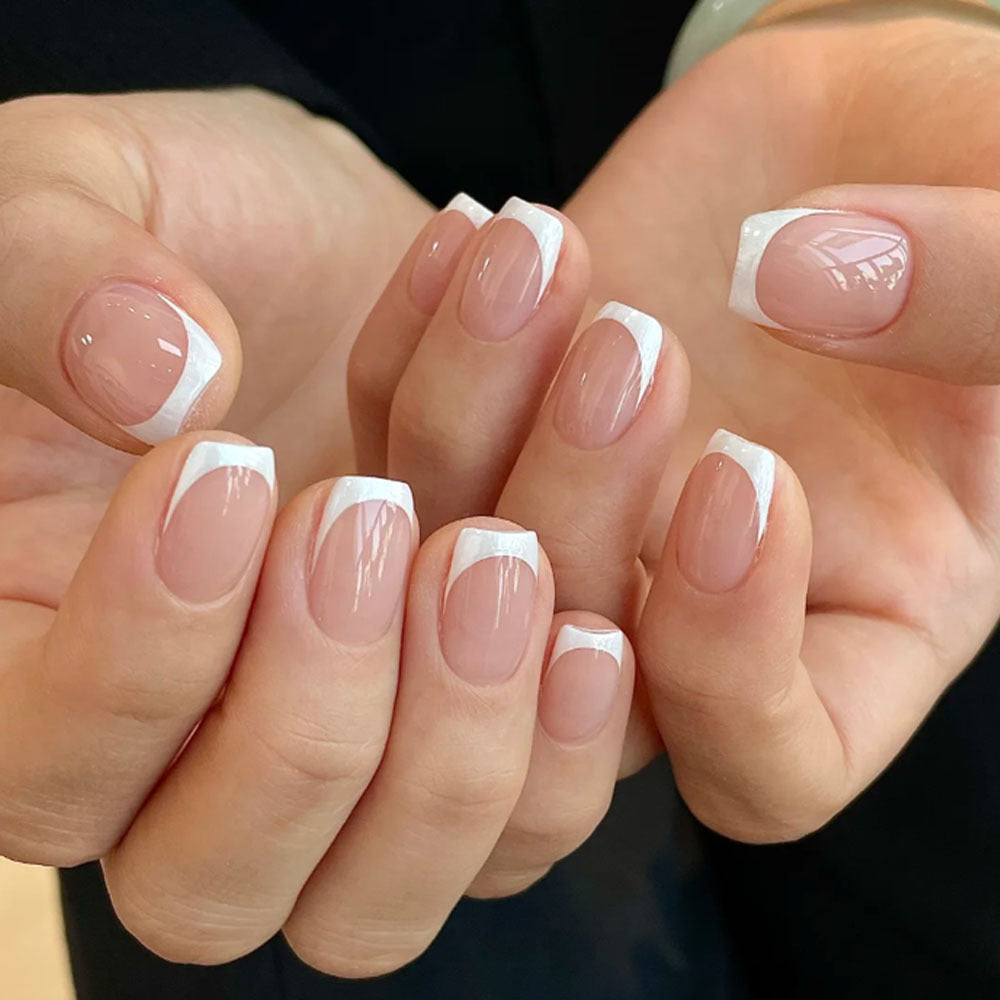 Elegant Nail Art with Black-White Contrast Bowlift